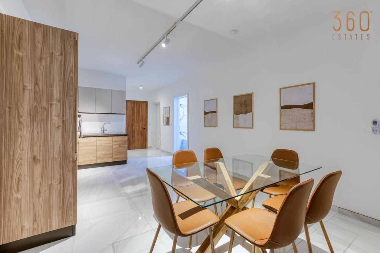 Modern 2Br Apt With Private Terrace & Sofa Bed By 360 Estates セント・ポールズ・ベイ エクステリア 写真
