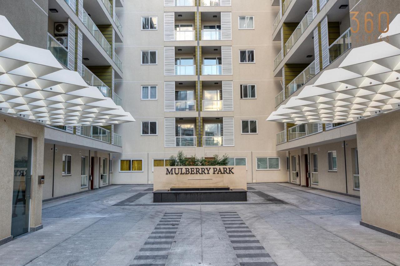 Modern 2Br Apt With Private Terrace & Sofa Bed By 360 Estates セント・ポールズ・ベイ エクステリア 写真