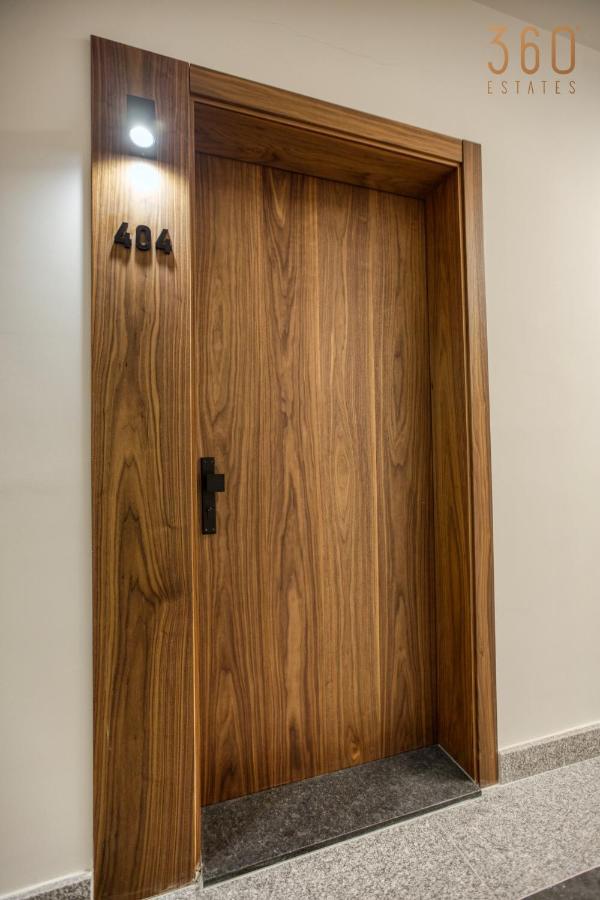 Modern 2Br Apt With Private Terrace & Sofa Bed By 360 Estates セント・ポールズ・ベイ エクステリア 写真